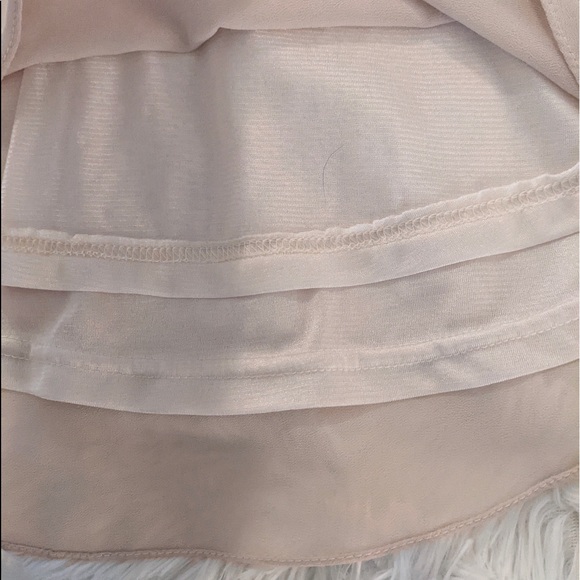 Flowy Blouse - Picture 4 of 5